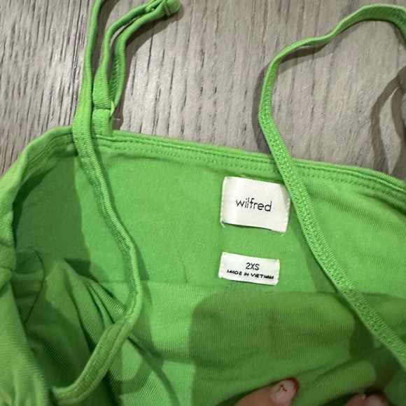 Green Ruched Women's Top - Picture 2 of 2